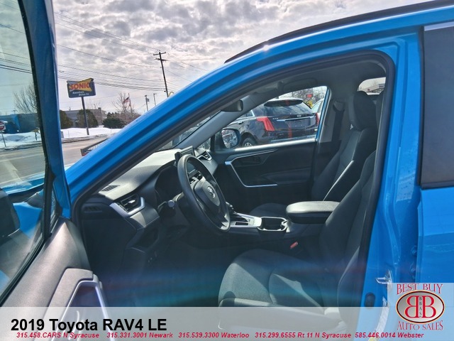 2019 Toyota RAV4 LE
