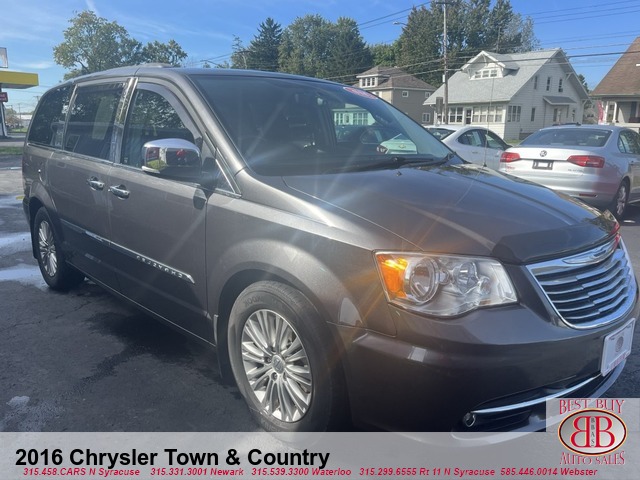 2016 Chrysler Town & Country Touring-L