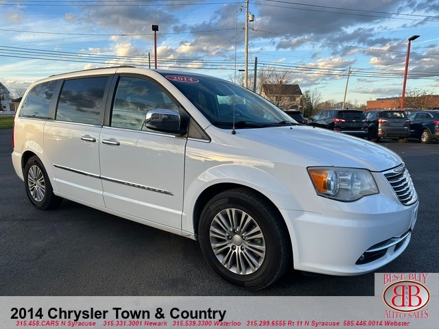 2014 Chrysler Town & Country Touring-L