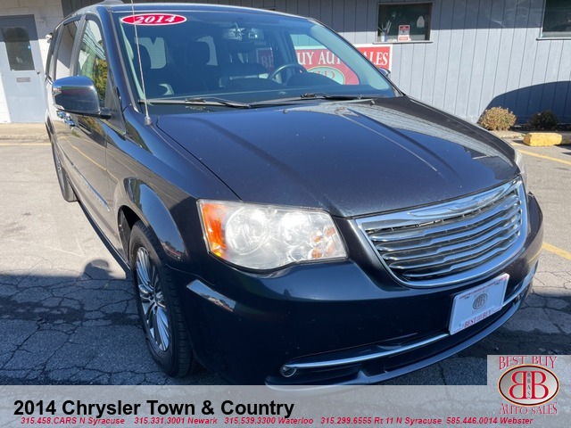 2014 Chrysler Town & Country Van/Minivan