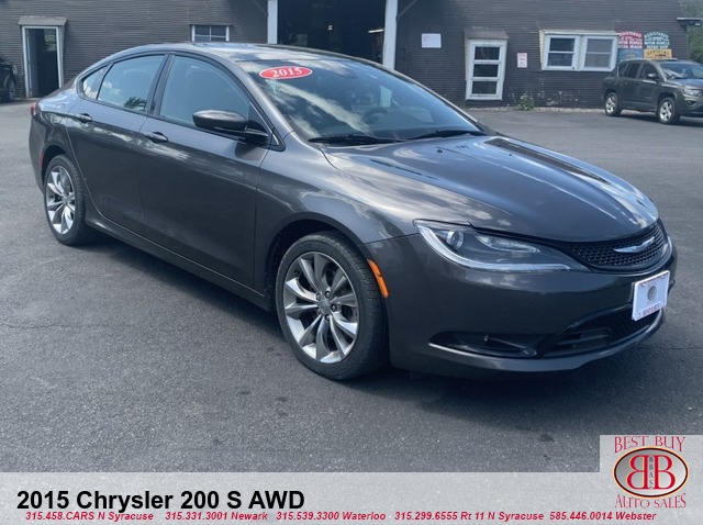 2015 Chrysler 200 S AWD