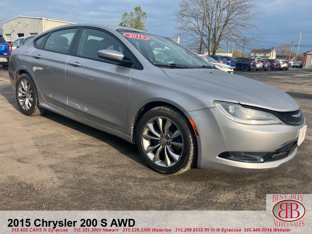 2015 Chrysler 200 S AWD
