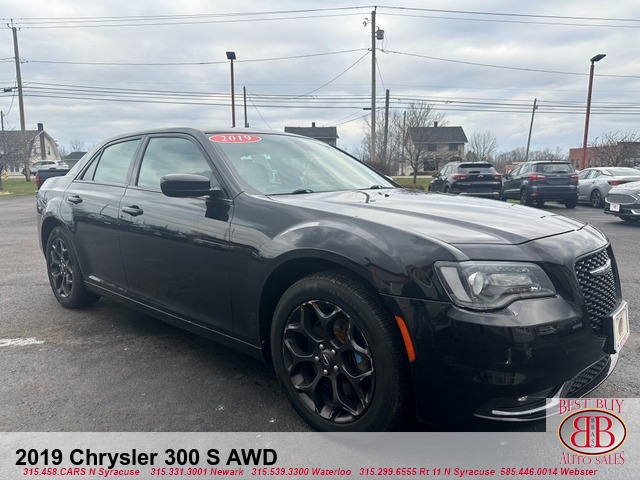 2019 Chrysler 300 S AWD