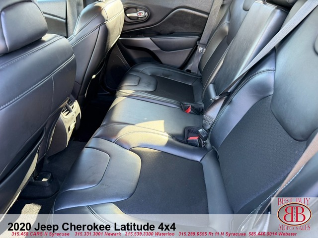 2020 Jeep Cherokee Latitude 4X4 INCOMING