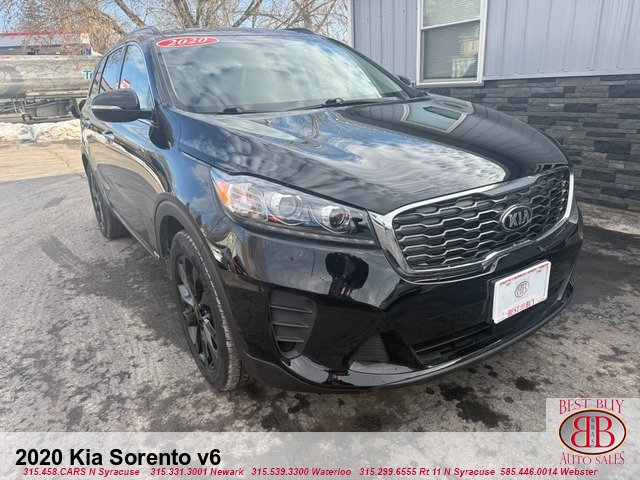 2020 Kia Sorento S's photo