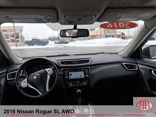 2016 Nissan Rogue SL AWD INCOMING